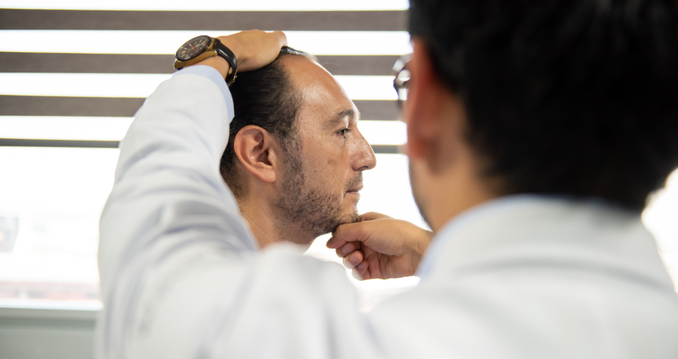 spine surgeon near Lewisville TX