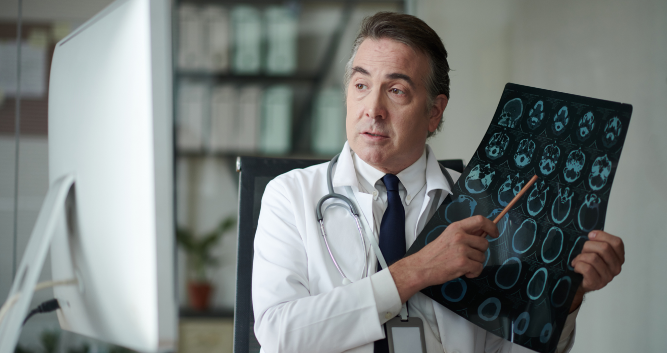 minimally invasive spine surgeon Lewisville TX